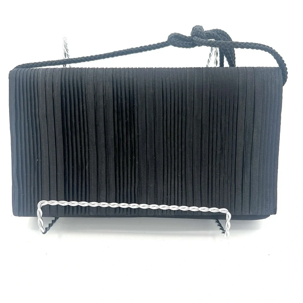 La Regale Black Ribbed Satin Polyester Evening‎ Purse